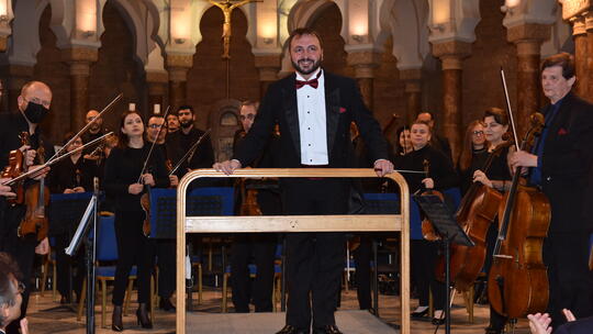 Maestro Garo Avessian, conductor of the classical concert performed by the Lebanese Philharmonic Orchestra at St. Joseph Church, Monot, Beirut.